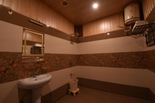 Superior Double Room image 1