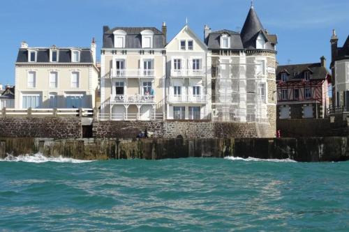 Villa La Fregate - Rochebonne - 160 M2 VUE MER gîte à louer Paramé