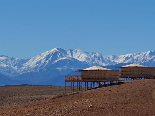 Nkhila Lodge, Agafay Desert Private Camp With 5 Luxury Tented Rooms - Accommodation - Lalla Takerkoust