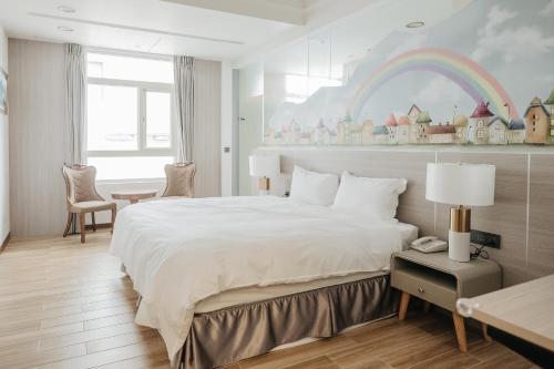 room detail thumbnail 0