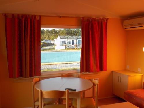 Natur Camping Bungalow T2 Superior - 1 gîte à louer Maceira