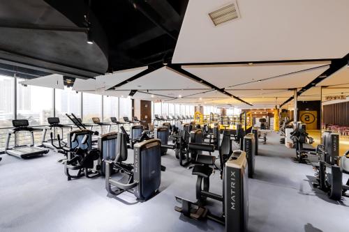 339187727 Crowne Plaza Wuxi Taihu by IHG