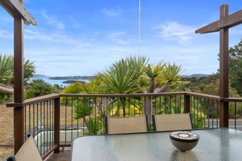 Tuš, Breezy on Broadview - Opua Holiday Home in Opua