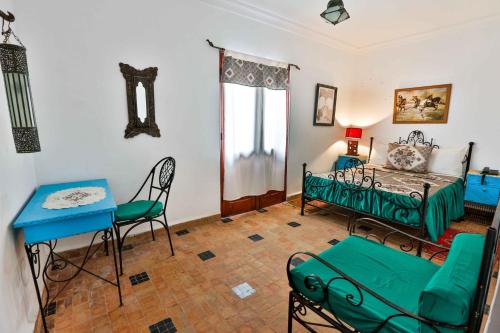 Chambre double, large