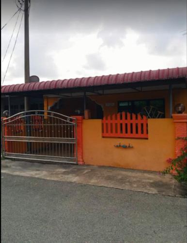 HOMESTAY MARANG (Pok Weil)