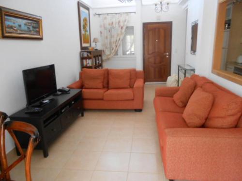  Lovely, South Facing, Detached Villa with Private Pool, on the prestigious Mar Menor Golf Resort JAC73 in Torre-Pacheco