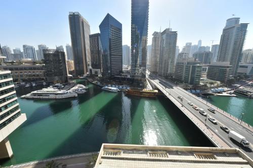 Brand New! Posh full marina view 2BR with balcony - Emaar Building-DSY