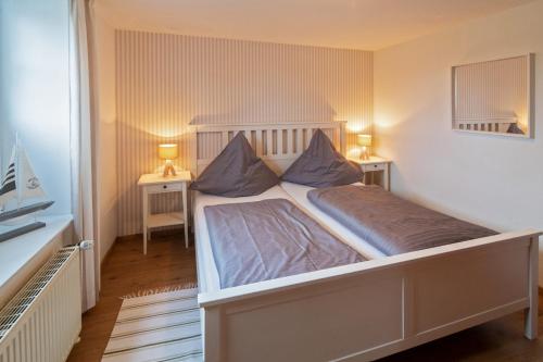 Apartment with Terrace image 10
