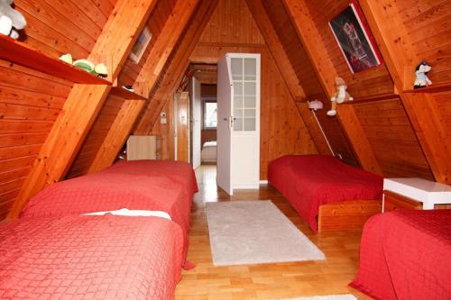Holiday Home Damp - DOS01077-F - image 7