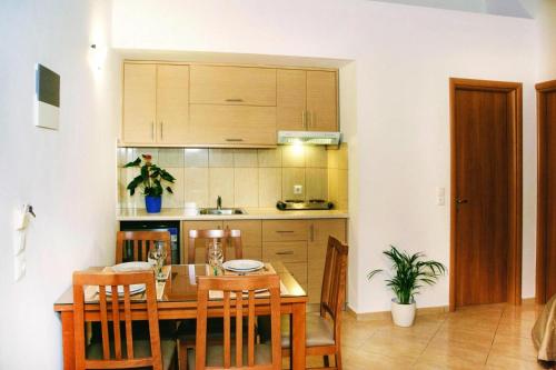 Apartments Koutouloufari - HER03019-DYE - main image
