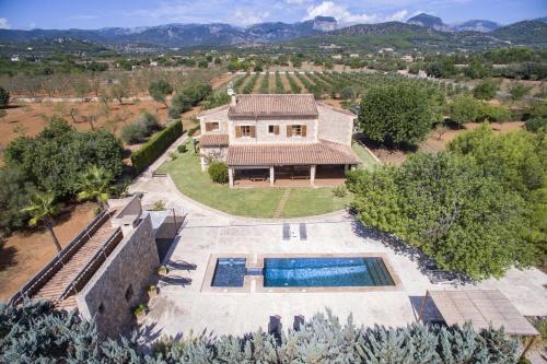  Villa Es Triquet Family in Binisalem