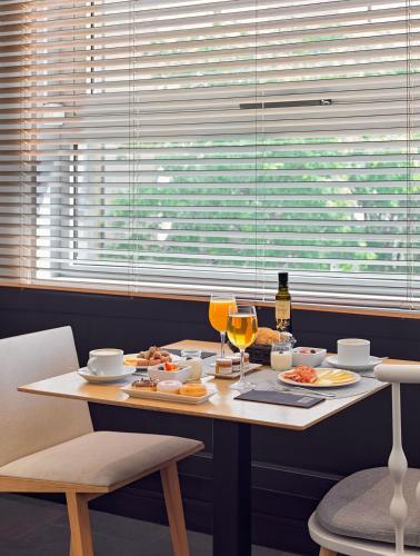 H10 Itaca - image 14