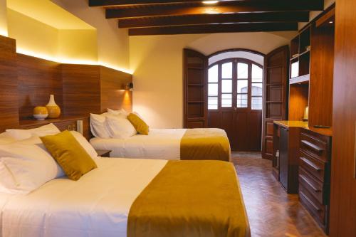 . San Juan Suites