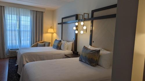 Standard Double Room with Two Double Beds