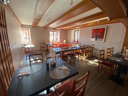 Hôtel Restaurant Au Lion Rouge - image 14
