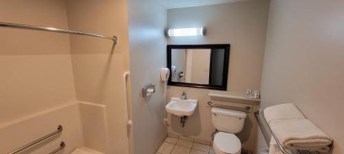 Quality Inn & Suites Fresno Northwest