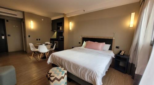 Alphaville Stay Residences near Cv bolos