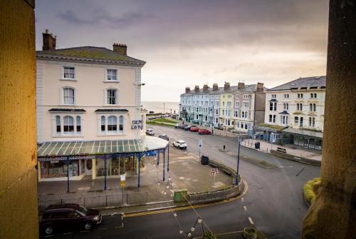 Cornerhouse Apartments Llandudno