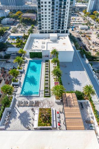 Global Luxury Suites Miami Worldcenter