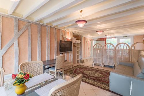 共用Lounge/電視區, Le RUBIS - Confort - Proche Mag Outlet Troyes - Parking gratuit in 聖瑪麗橋