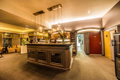 Bar/lounge, De Eenhoorn in Oostburg