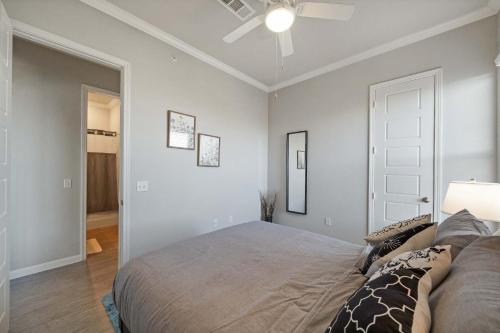 Luxury Townhomes - Evonify Stays in Austin, USA