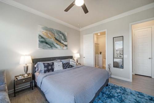 Luxury Townhomes - Evonify Stays in Austin, USA