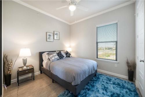 Luxury Townhomes - Evonify Stays in Austin, USA