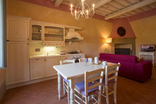 Podere San Pietro Resort - Accommodation - Castiglion Fibocchi