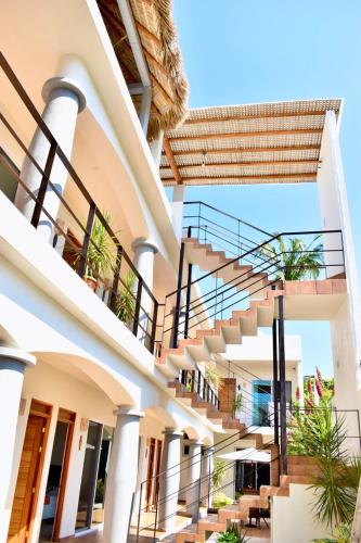 Exterior view, Carri Surf Studio in Puerto Escondido