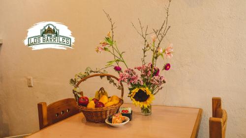 อาหารและเครื่องดื่ม, Rancho Los Barriles in คอสตา เอสเมอรอลดา