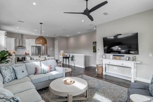 Palm Oasis North Jax Beach - main image