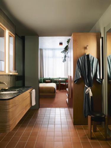 Ace Hotel Sydney - image 3
