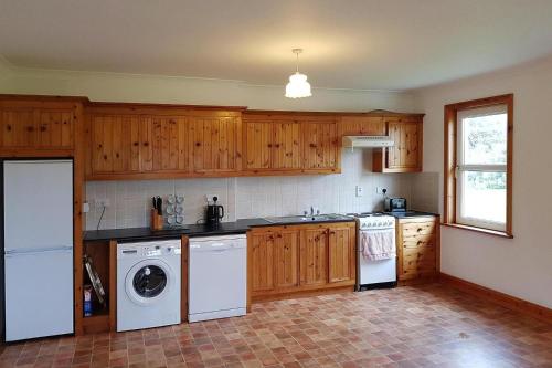 Holiday Home Reinskea - EIR05100f-F - image 8