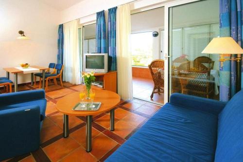 Apartments Adriatiq Resort Fontana Jelsa - CIN09003-SYC