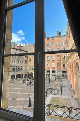 Coeur Vieux Lyon, 60 M2 lumineux tout confort, Lyon (photo 9)