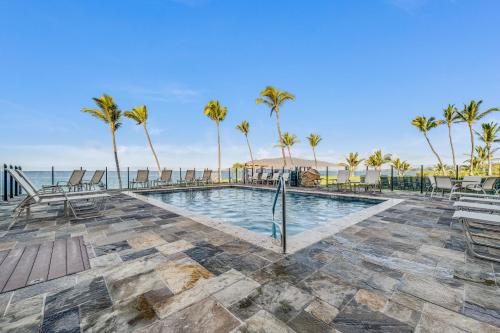 Kihei Surfside #111 by Ali'i Resorts - image 8