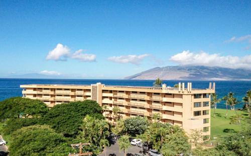 Kihei Surfside #214 by Ali'i Resorts - image 8