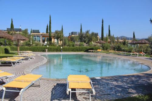  Apartment in Cecina with garden in Cecina