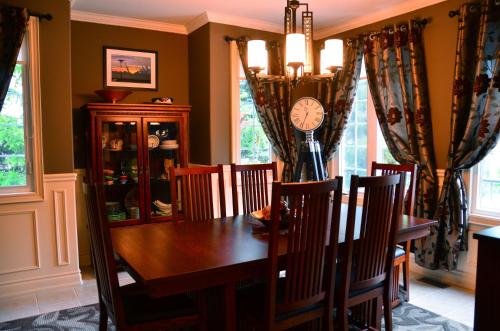 Explorer House Bed & Breakfast