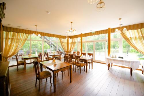 Restaurant, Villa Hotel Theresa in Rakvere