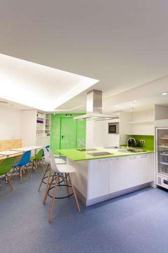Konyha, Dream Cube Hostel in Les Corts