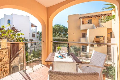  Apartamentos Playa Ferrera, Cala Ferrera