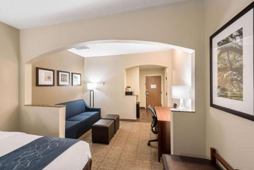 Comfort Suites Monroe