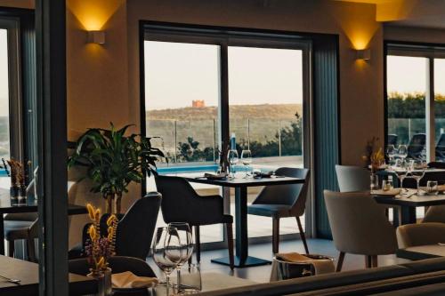 Restaurant, Hotel VIU57 in Mellieha
