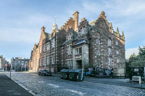 Picture of Old Town City Centre Apartment Near Castle