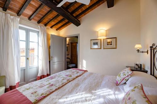 Suite with Terrace image 10