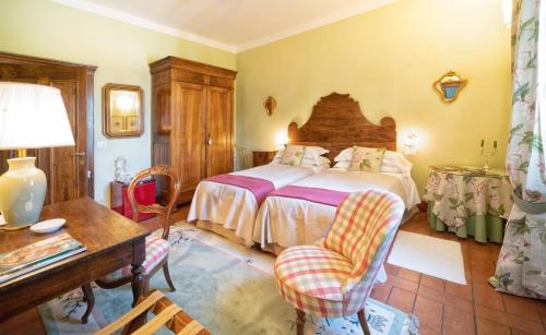 2 twin beds