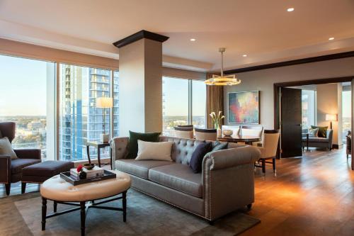 Presidential Suite with One King Bed