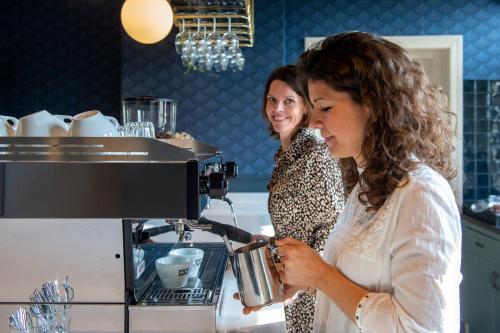 Boutique Hotel Het Scheepshuys - image 13